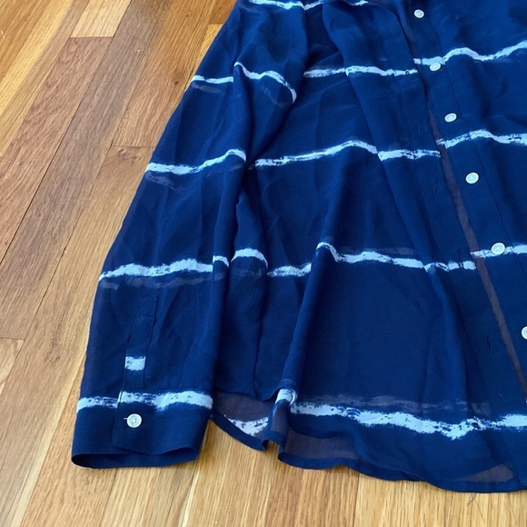 NWT Women’s Blue and White Striped Sheer Button Down Shirt Size S - Picture 2 of 8